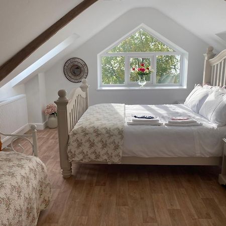 Pippin Lodge Llanwrda Esterno foto