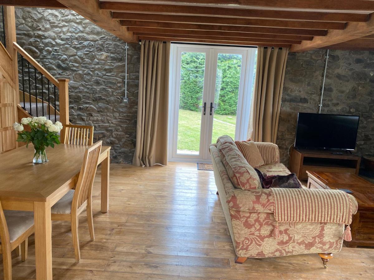 Pippin Lodge Llanwrda Esterno foto