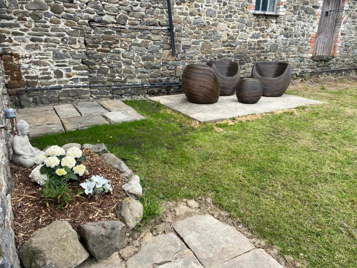 Pippin Lodge Llanwrda Esterno foto