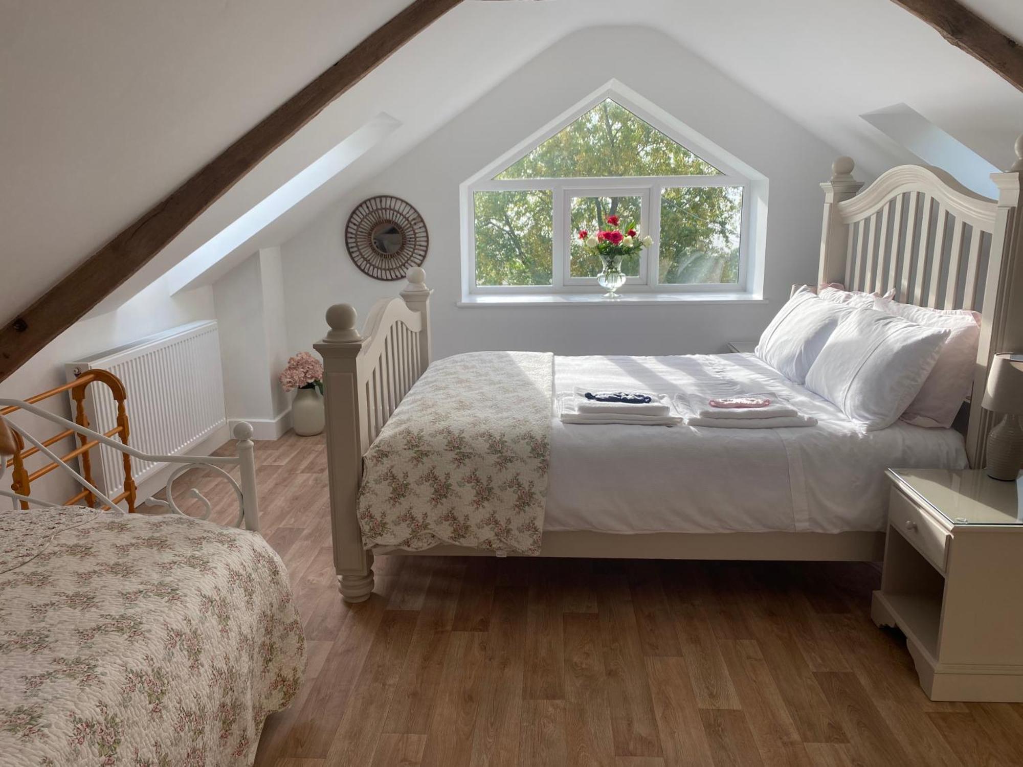 Pippin Lodge Llanwrda Esterno foto